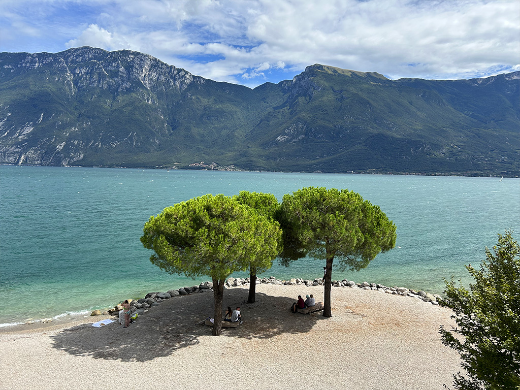 spiaggia-cola-limone-sul-garda